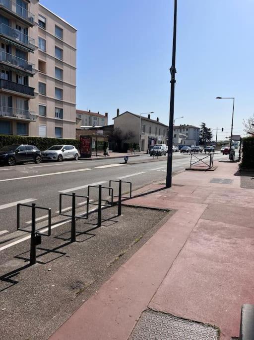 Appartamento Le Pressense 2 Vénissieux Esterno foto